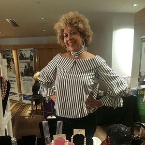 Meet your Posher, Deborah